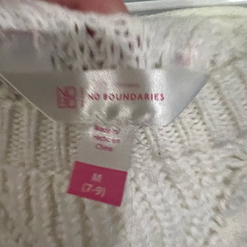 Sweater - Picture 3 of 3